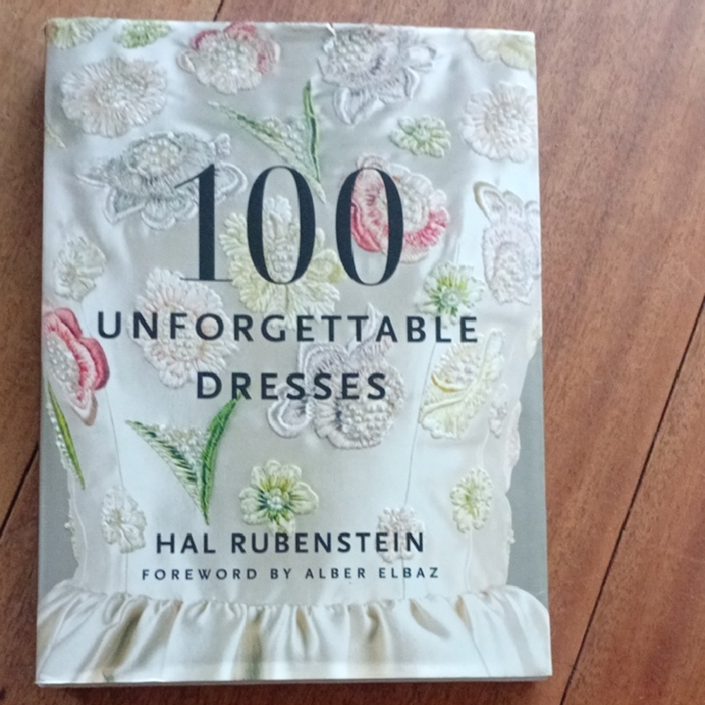 100 Unforgettable Dresses Book